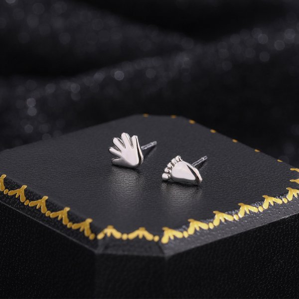 Women's Simple Ankle Stud Earrings